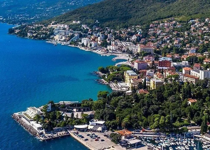 Nyaraló Piccola Adriatic With A Heated Swimming Pool, Grill, Children Playground Opatija Ičići