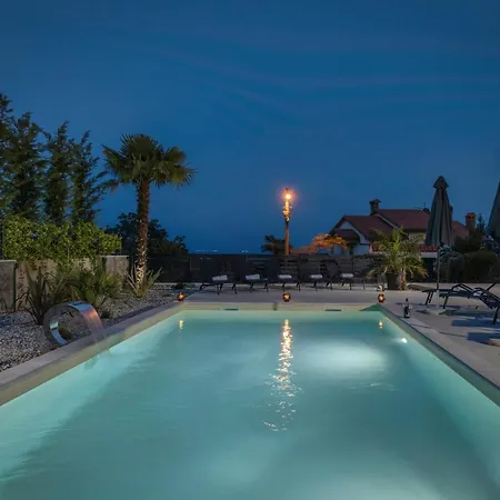 Piccola Adriatic With A Swimming Pool, Grill, Children Playground Opatija Vikendica Icici